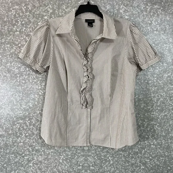 Lane Bryant Women's Plus Size Striped Ruffle Button Up Top - Size 18/20 - Blouse - Picture 1 of 6